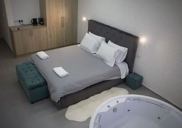 Deluxe Süit, Jakuzi