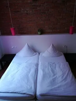 Standard Tek Büyük veya İki Ayrı Yataklı Oda