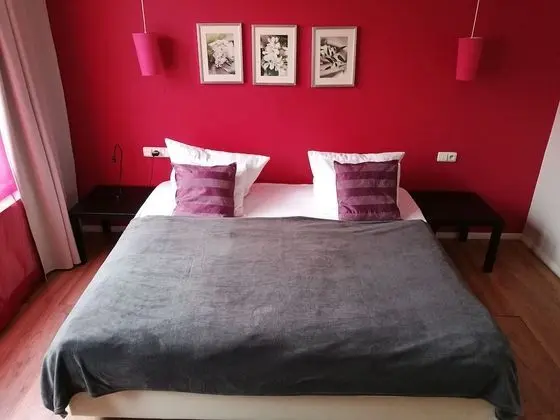 Standard Tek Büyük veya İki Ayrı Yataklı Oda