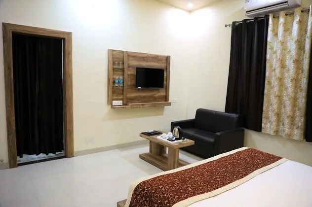 Standard Oda, 1 En Büyük (King) Boy Yatak, Tepe Manzaralı, Dağ Yamacı