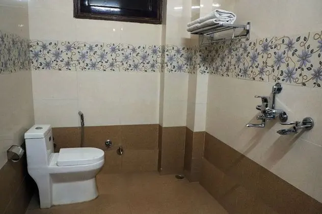 Standard Oda, 1 En Büyük (King) Boy Yatak, Tepe Manzaralı, Dağ Yamacı