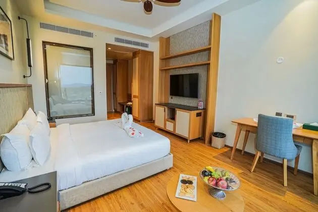 Evoke Room