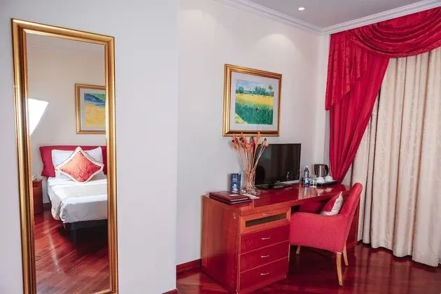 Comfort Tek Büyük veya İki Ayrı Yataklı Oda