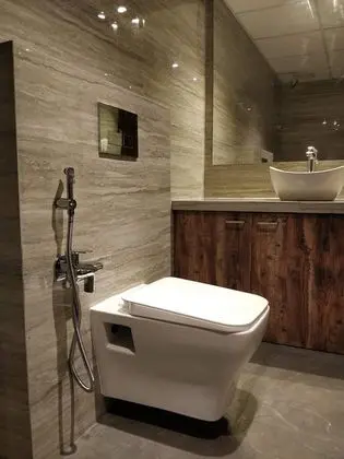 Standard Oda, 1 Büyük (Queen) Boy Yatak, Sigara İçilmez, Havuz Manzaralı