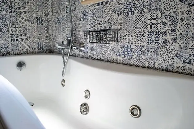 Deluxe Tek Büyük Yataklı Oda, Balkon