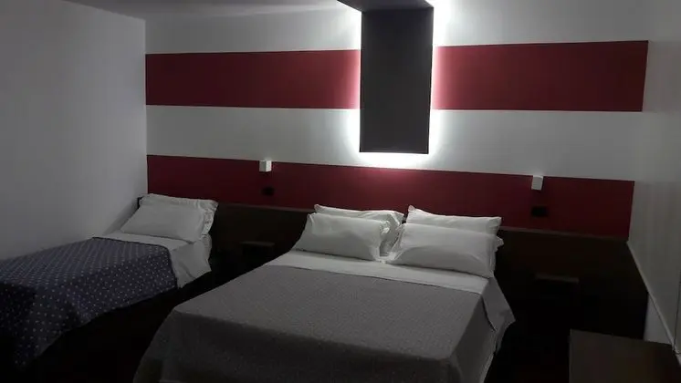 Comfort Tek Büyük veya İki Ayrı Yataklı Oda
