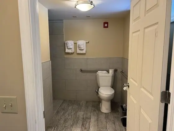 Standard Oda, 1 En Büyük (King) Boy Yatak, Buzdolabı ve Mikrodalga