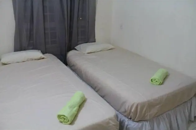 Apartment, 4 Bed Rooms