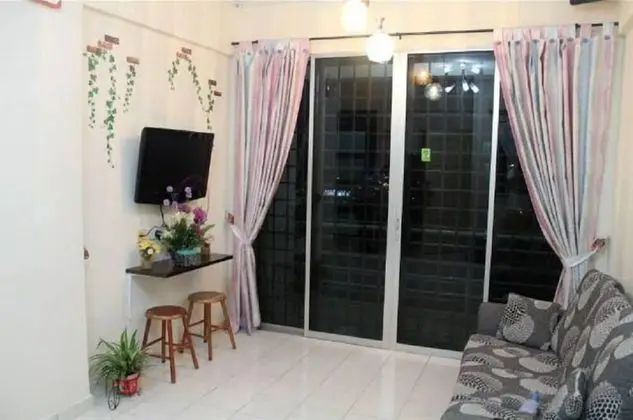 Apartment, 4 Bed Rooms