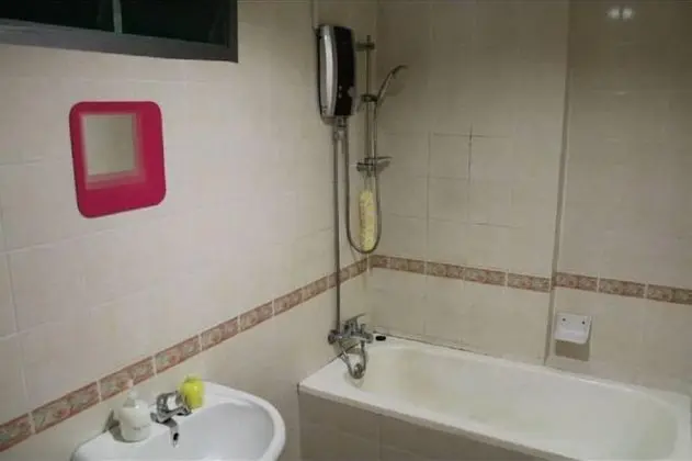 Apartment, 4 Bed Rooms