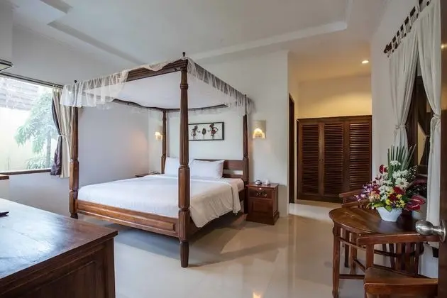 Villa, 4 Yatak Odası, Kişiye Özel Havuzlu