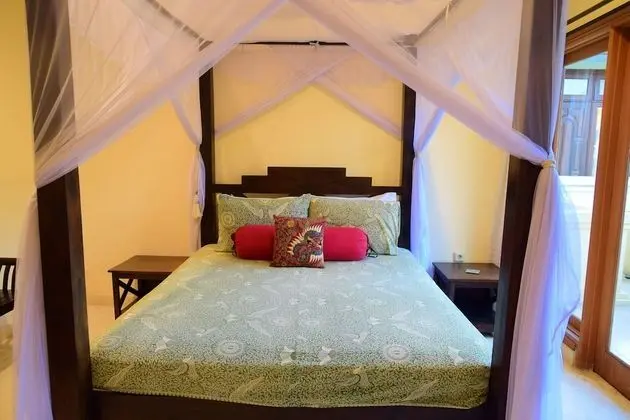 Family Villa, 3 Yatak Odası, Kişiye Özel Havuzlu