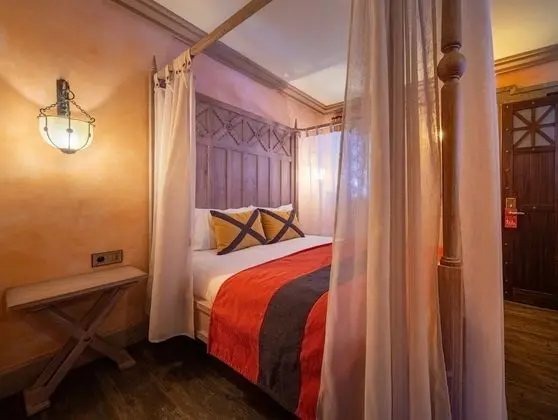 Family Oda (2 Days | 1 Night STAY with night show)