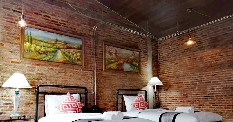 Superior Loft