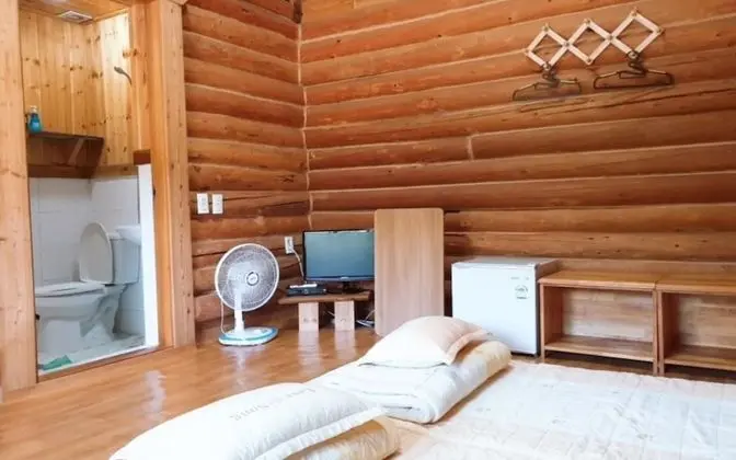 Oda (Fir (studios Unshared House))