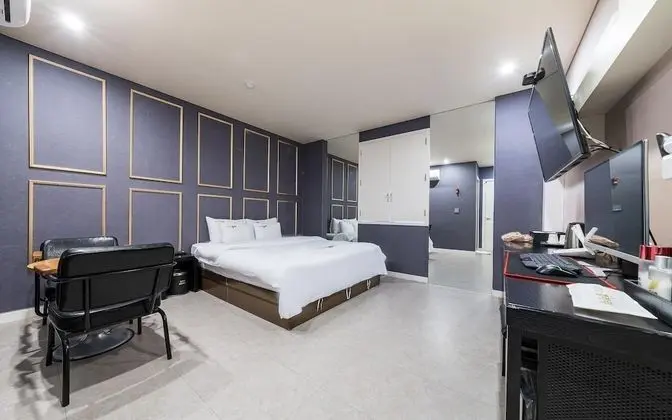 Oda (Semi-special rooms (55 inches TV 1PC )