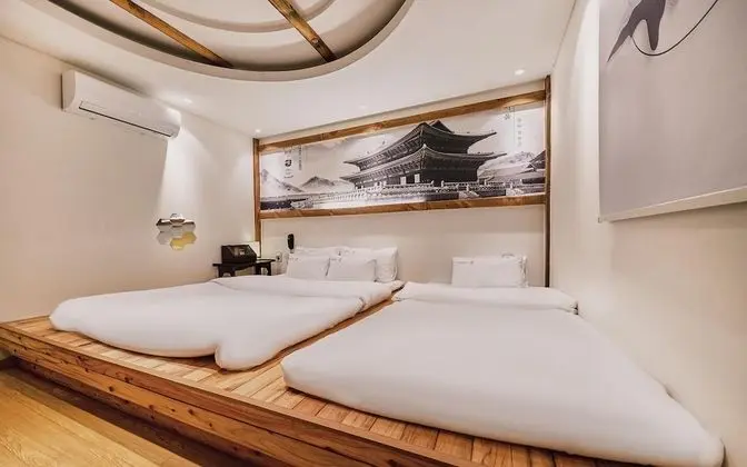 Oda (Diplomatic Mission TWIN room (Styler )