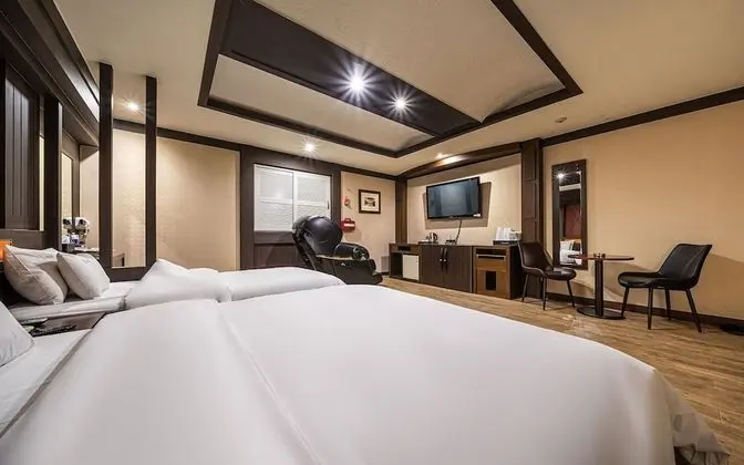 Oda (Deluxe - Twin)