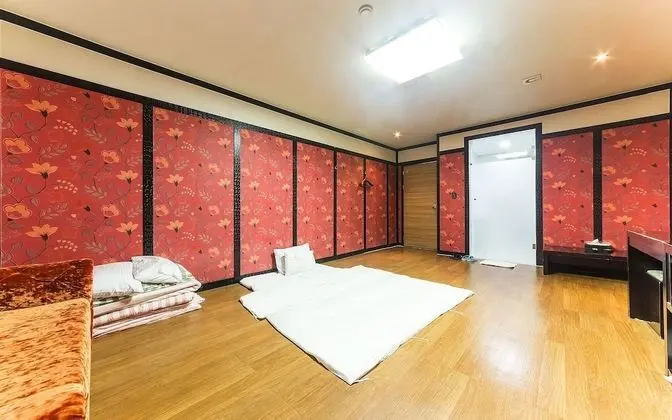 Oda (Ondol room)