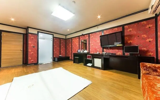 Oda (Ondol room)