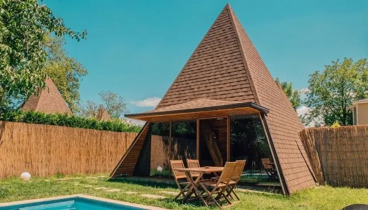 Standard Pyramid Oda