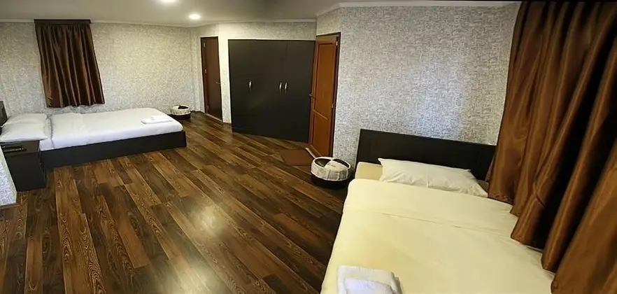 Standard Üç Kişilik Oda, 3 Tek Kişilik Yatak