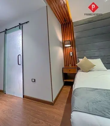 Deluxe Tek Büyük Yataklı Oda, Bahçe Manzaralı