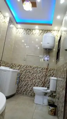 Stüdyo, Ortak Banyo