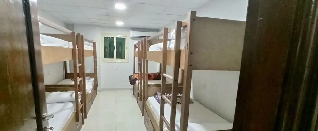 Ortak Ranzalı Oda, Sadece erkekler için (single bed in dorm)
