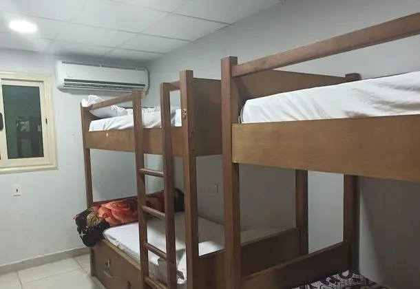 Ortak Ranzalı Oda, Sadece kadınlar için (single bed in dorm)