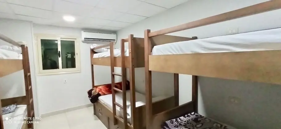 Ortak Ranzalı Oda, Sadece kadınlar için (single bed in dorm)