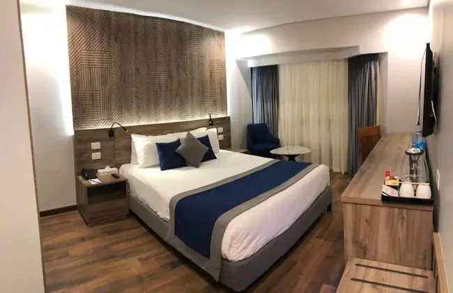 Deluxe Tek Büyük veya İki Ayrı Yataklı Oda