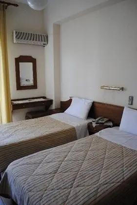 Standard Tek Büyük veya İki Ayrı Yataklı Oda, Deniz Manzaralı