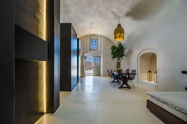 Honeymoon Suite, Indoor Hot Tub, Outdoor Pool