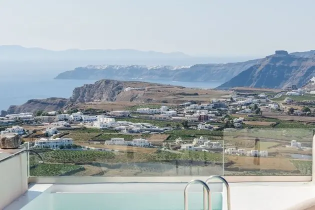 Honeymoon Suite, Indoor Hot Tub, Outdoor Pool