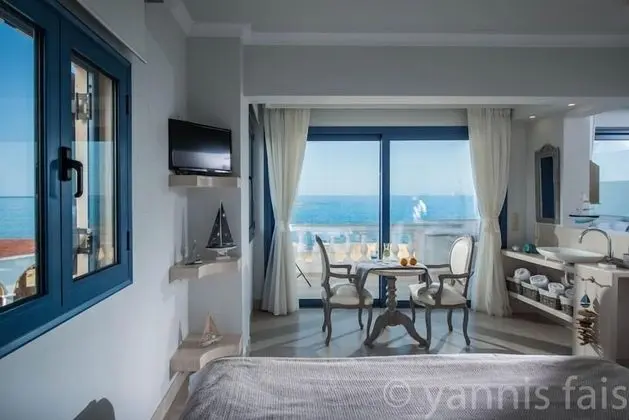Deluxe Stüdyo, Deniz Manzaralı
