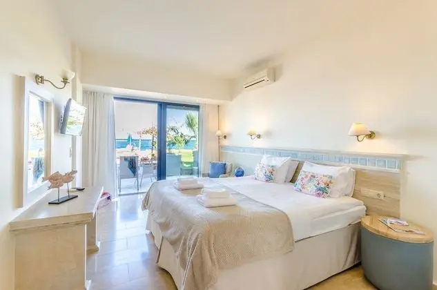Deluxe Stüdyo, Deniz Manzaralı, Zemin Kat (pool front)