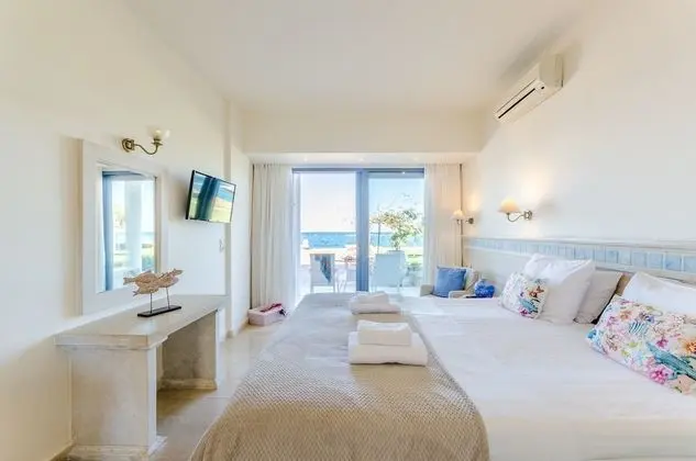 Deluxe Stüdyo, Deniz Manzaralı, Zemin Kat (pool front)