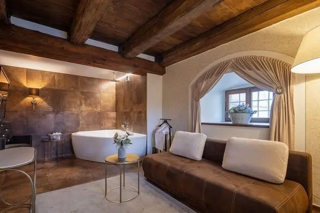 Deluxe Stüdyo Süit