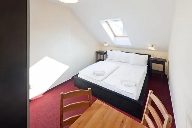 Tek Büyük Yataklı Oda