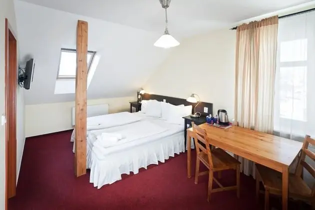 Tek Büyük Yataklı Oda