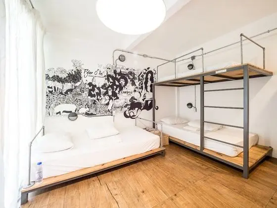 1 bed in 5-bed dormitory (mixed)