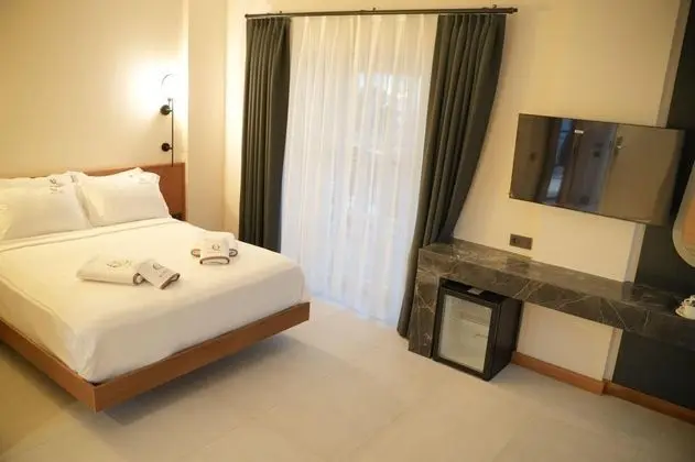 Cumbalı Deluxe Oda, Havuz ve Bahçe Manzaralı, 1. Kat