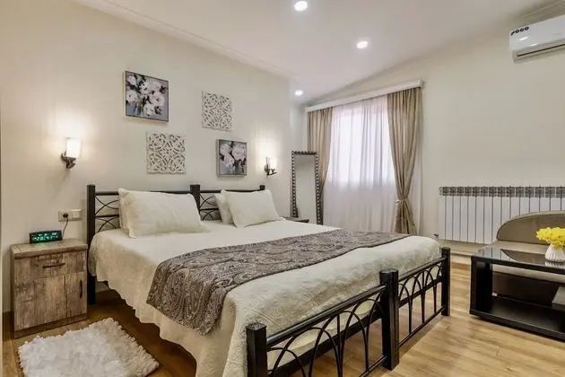 Exclusive Ev, Birden Çok Yatak, Avlu Manzaralı