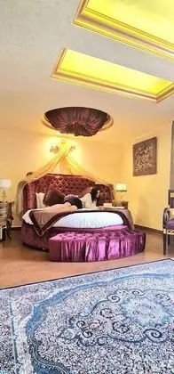 Royal Tek Büyük Yataklı Oda