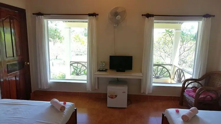 Deluxe Dört Kişilik Oda, 2 Çift Kişilik Yatak, Bahçe Manzaralı