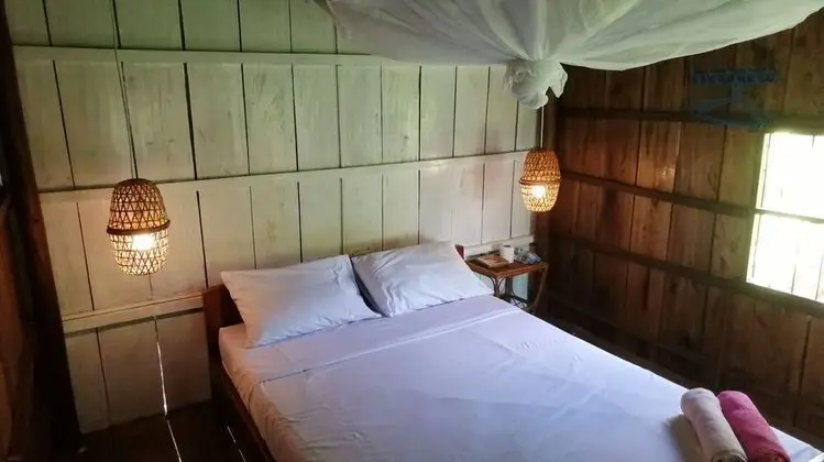 Standard Bungalov, Ortak Banyo (Double - with Fan)