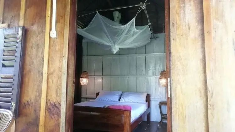 Standard Bungalov, Ortak Banyo (Double - with Fan)