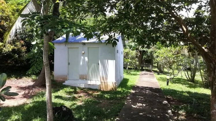 Standard Bungalov, Ortak Banyo (Double - with Fan)