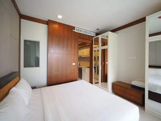 1-Bedroom Suite